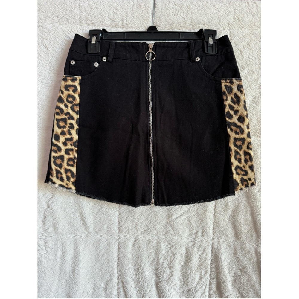 Black and Leopard Print Skirt